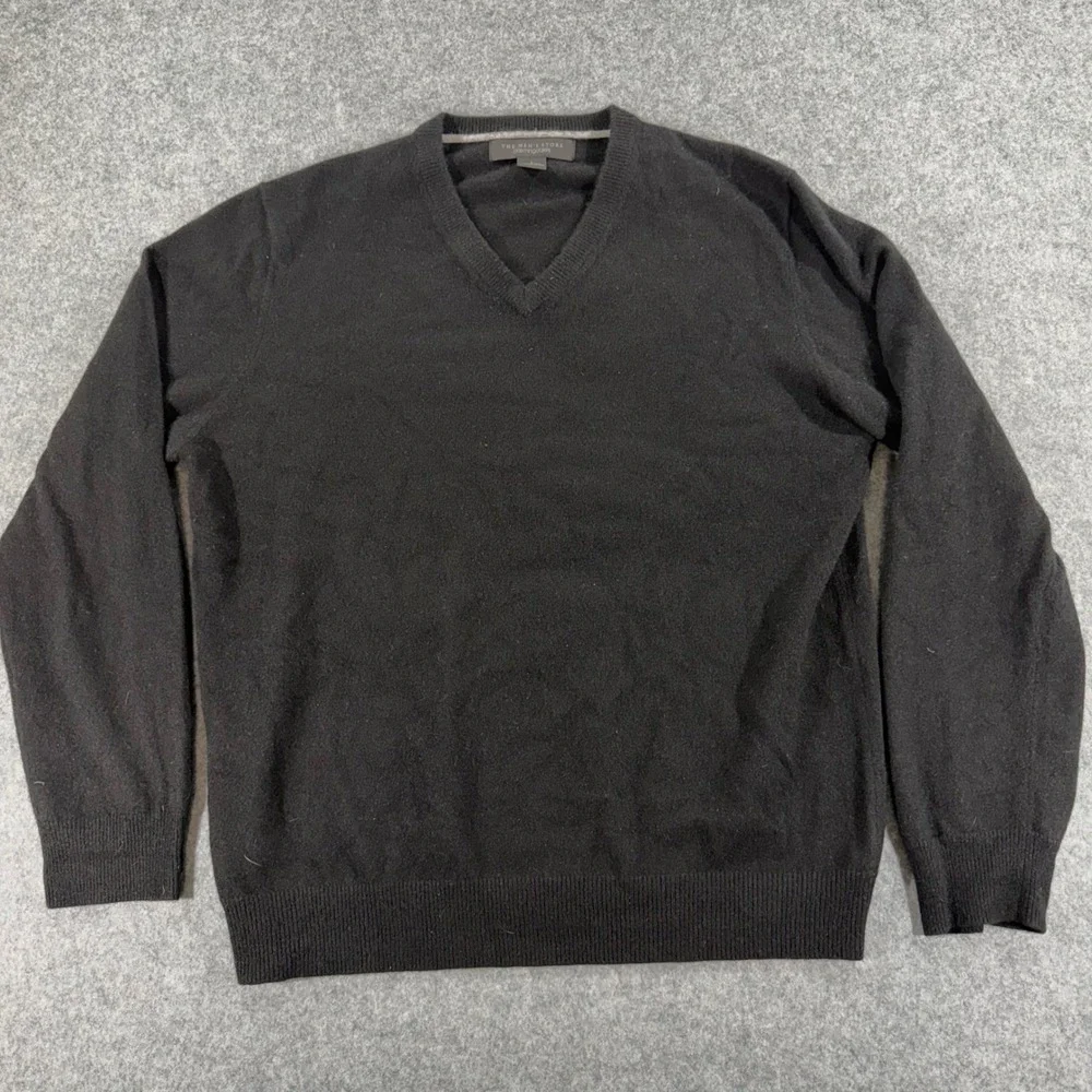 Bloomingdale's Black Cashmere V-Neck Sweater Mens Large